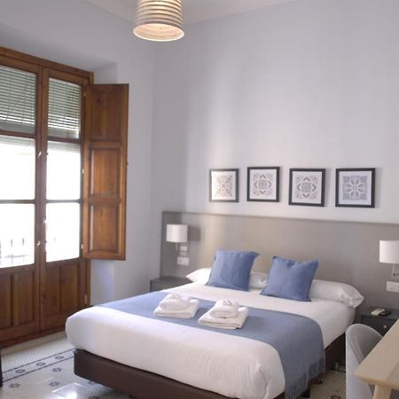 La Perla Granada Suites Экстерьер фото